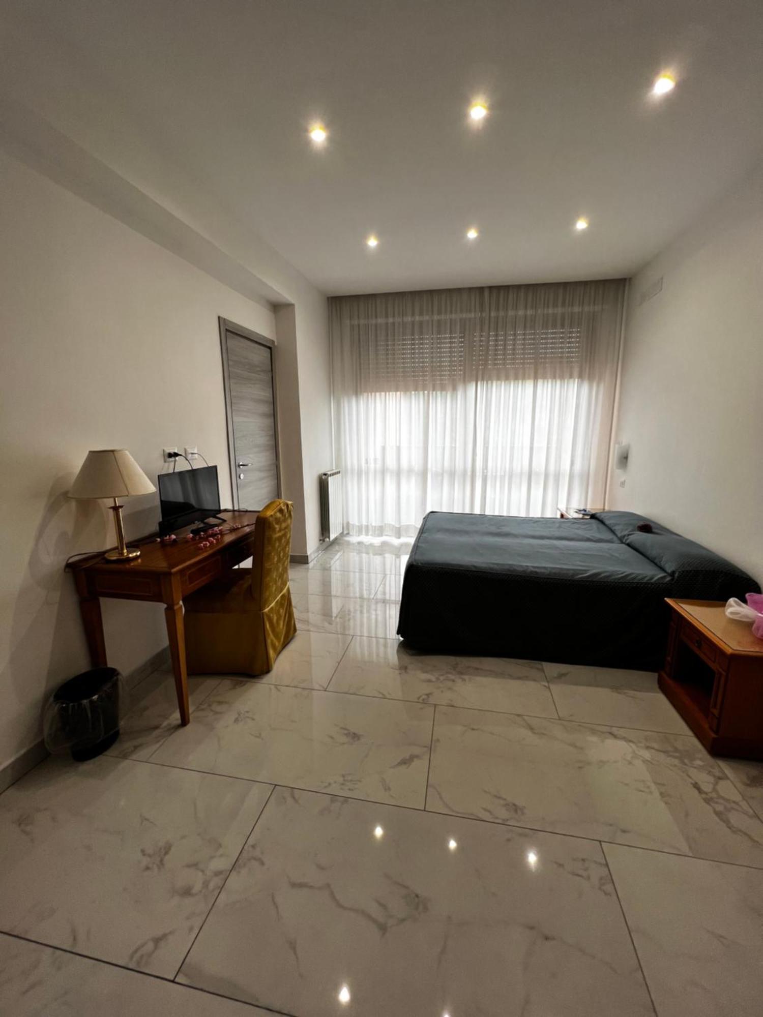 Parco Tirreno Hotel Ρώμη Εξωτερικό φωτογραφία